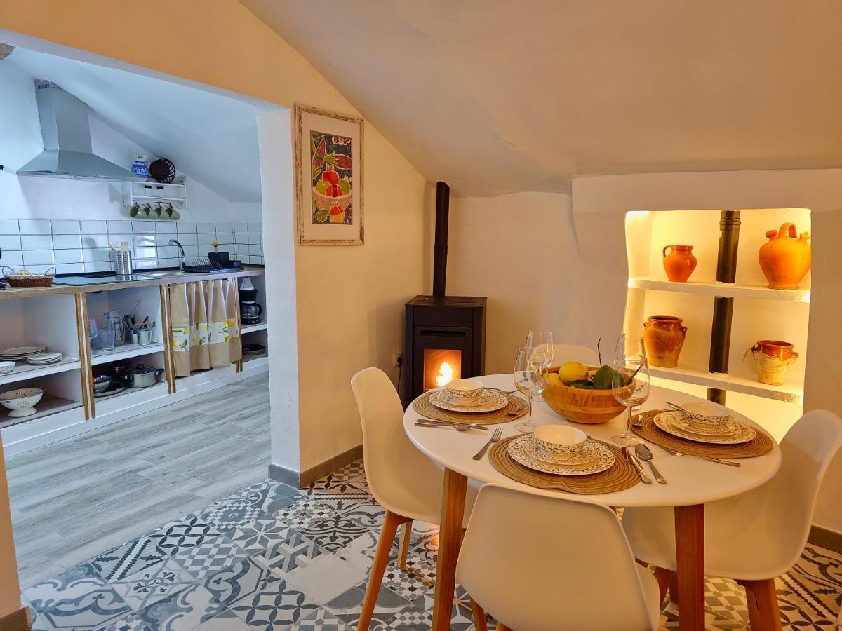 Apartamentos Rurales Tinguaton Aldeanueva de Barbarroya Εξωτερικό φωτογραφία